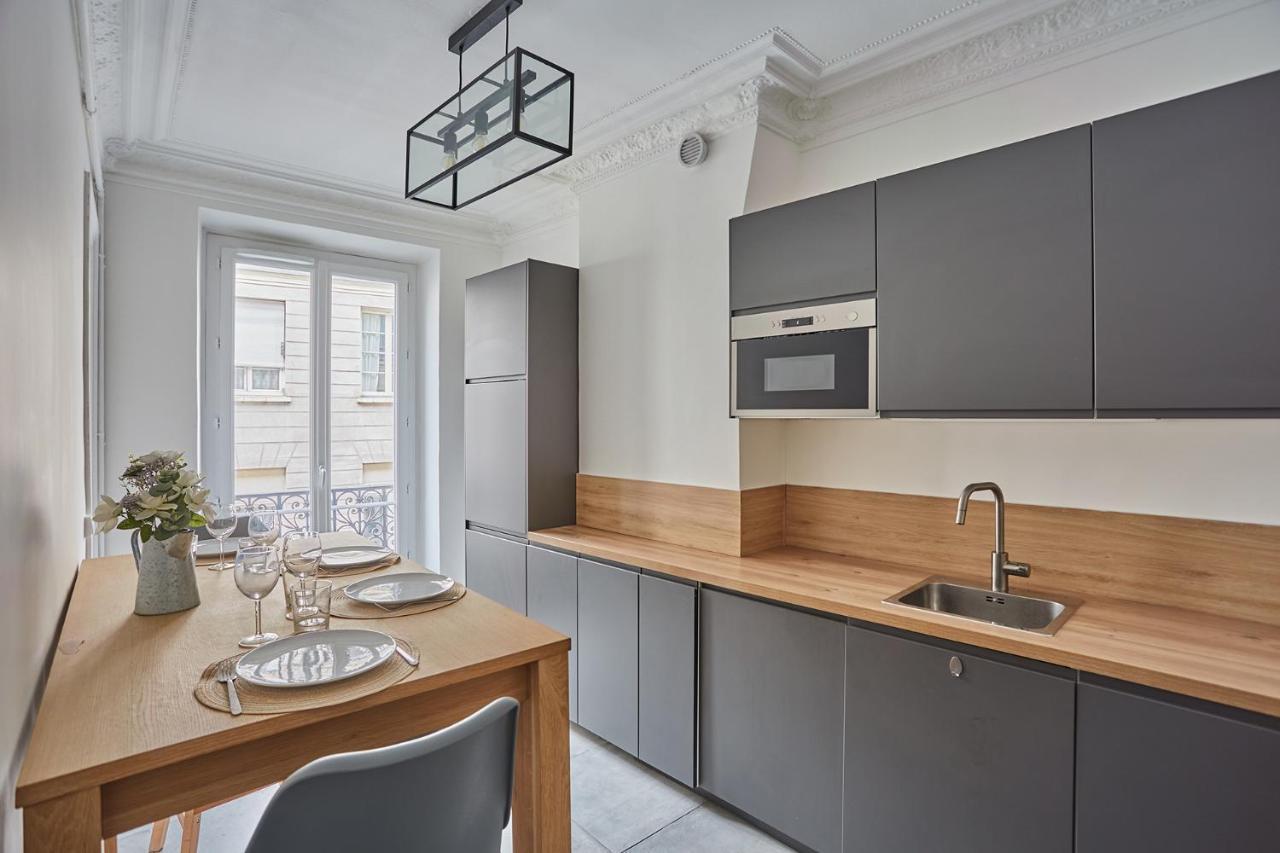 Apartment Beaubourg By Studio Prestige Париж Экстерьер фото