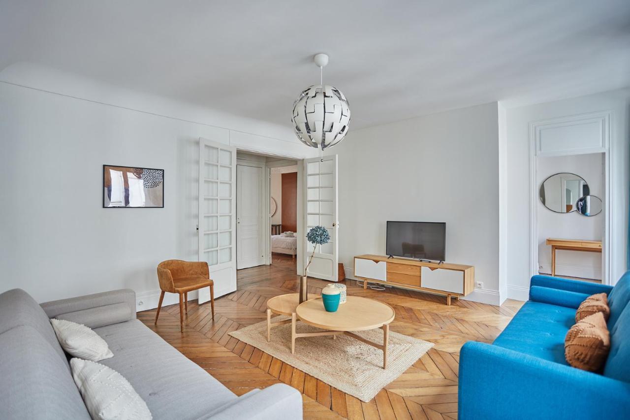 Apartment Beaubourg By Studio Prestige Париж Экстерьер фото